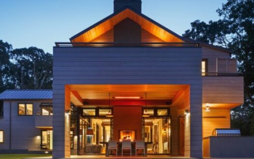 Family House In Hudson